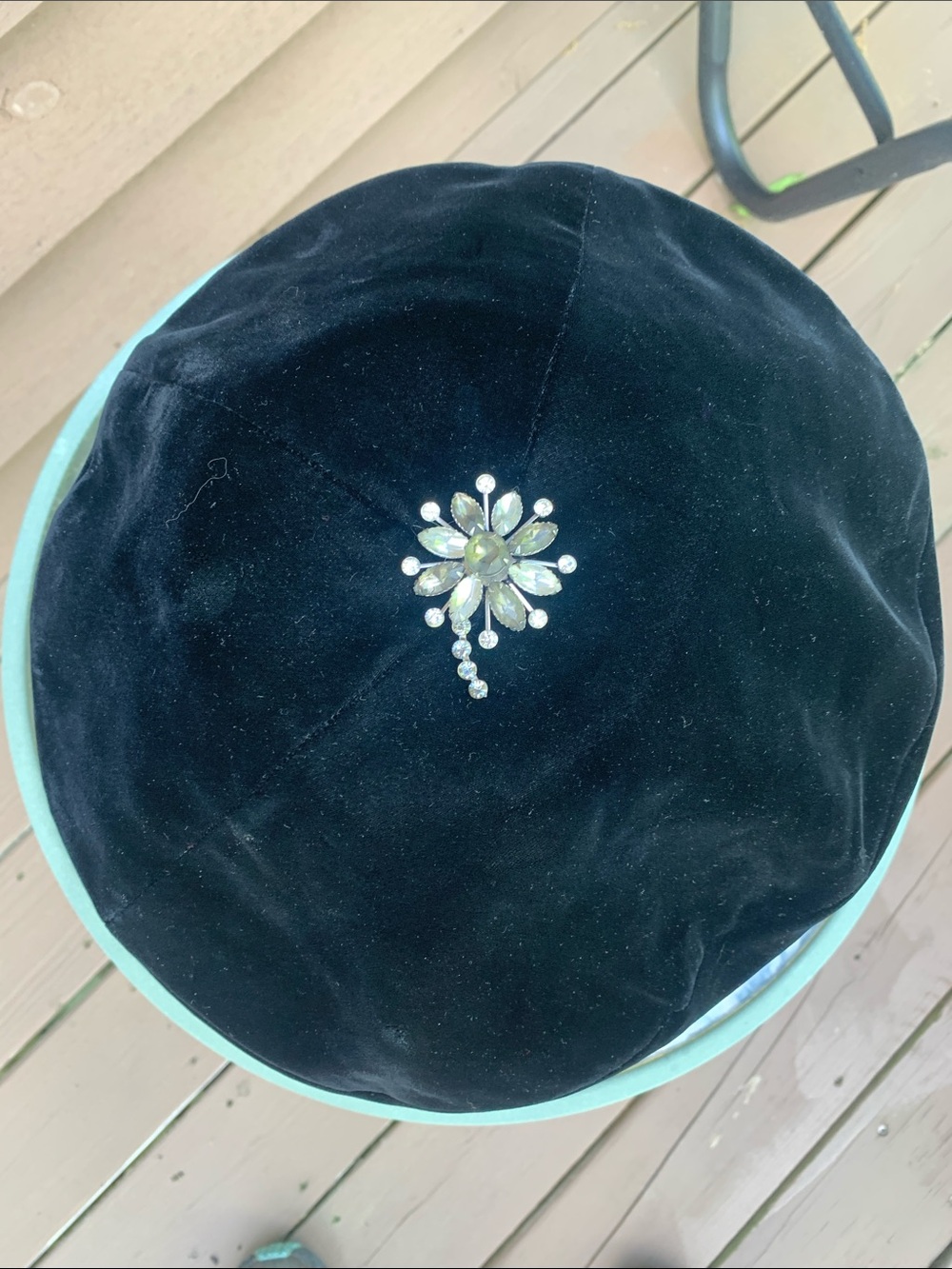 betmar Black Velvet Pillbox/beret Hat with vintage Rhinestone Brooch